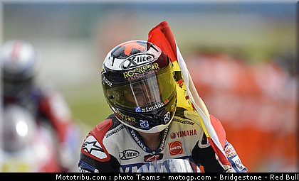 motogp_lorenzo_0015_angleterre_silverstone_2012.jpg