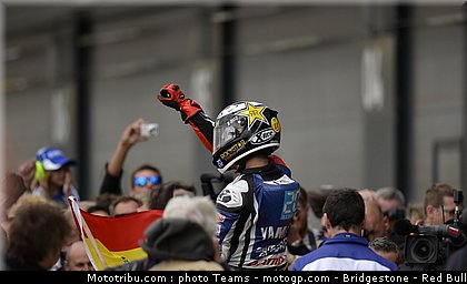 motogp_lorenzo_0016_angleterre_silverstone_2012.jpg