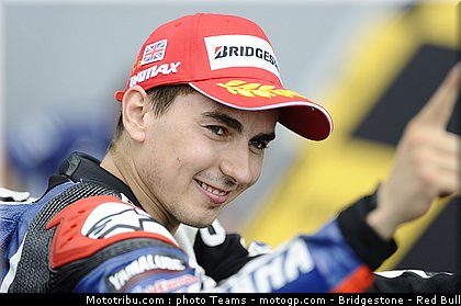 motogp_lorenzo_0026_angleterre_silverstone_2012.jpg