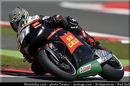 motogp_pirro_0002_angleterre_silverstone_2012.jpg