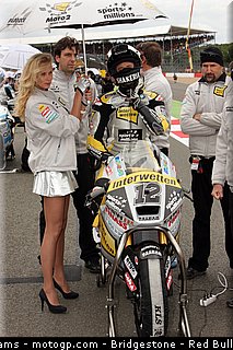 motogp_pitbabe_0006_angleterre_silverstone_2012.jpg