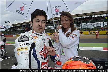 motogp_pitbabe_0014_angleterre_silverstone_2012.jpg