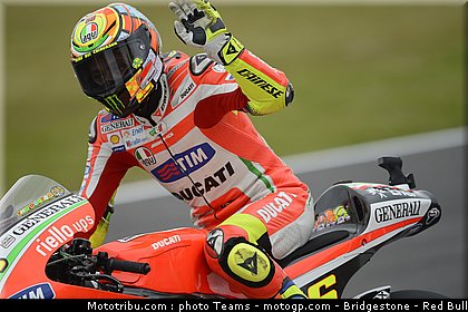 motogp_rossi_0002_angleterre_silverstone_2012.jpg