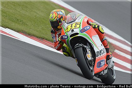 motogp_rossi_0003_angleterre_silverstone_2012.jpg
