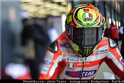 motogp_rossi_0007_angleterre_silverstone_2012.jpg