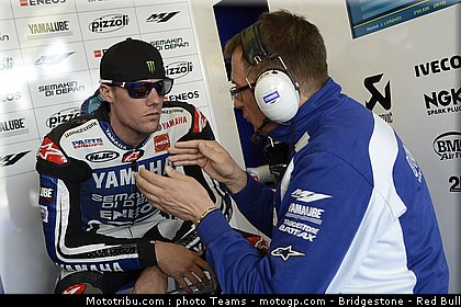 motogp_spies_0002_angleterre_silverstone_2012.jpg
