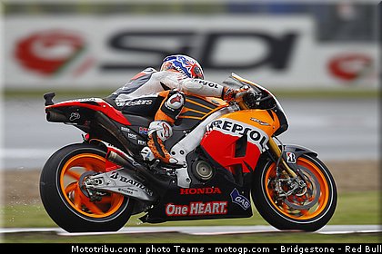 motogp_stoner_0015_angleterre_silverstone_2012.jpg