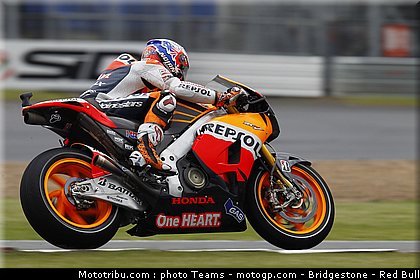 motogp_stoner_0021_angleterre_silverstone_2012.jpg