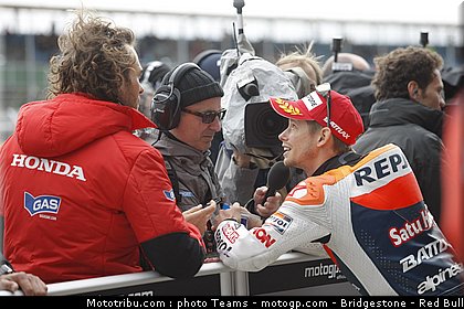 motogp_stoner_0023_angleterre_silverstone_2012.jpg