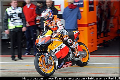 motogp_stoner_0042_angleterre_silverstone_2012.jpg