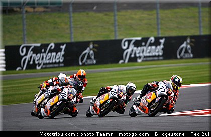 red_bull_motogp_rookie_cup_0030_angleterre_silverstone_2012.jpg