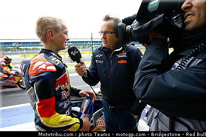 red_bull_motogp_rookie_cup_alt_0001_angleterre_silverstone_2012.jpg