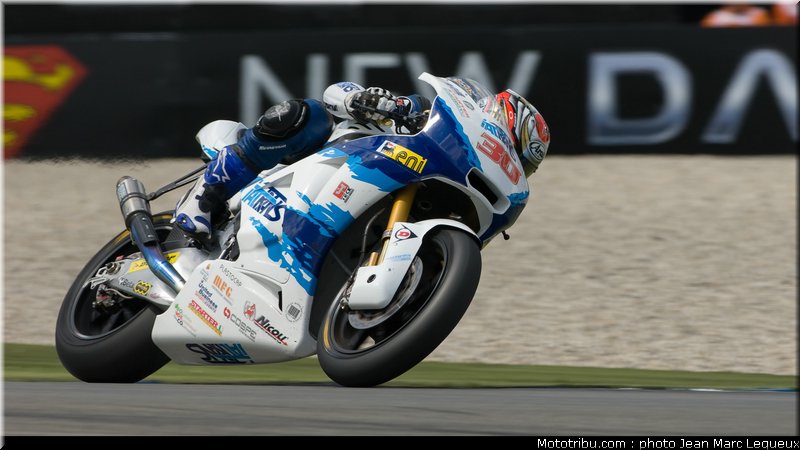 moto2_nakagami_003_pays_bas_assen_2012