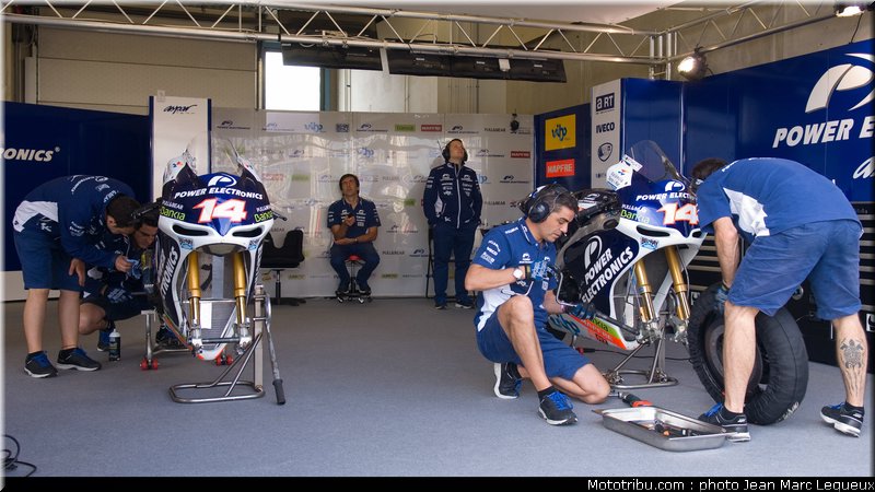 motogp_de_puniet_006_pays_bas_assen_2012