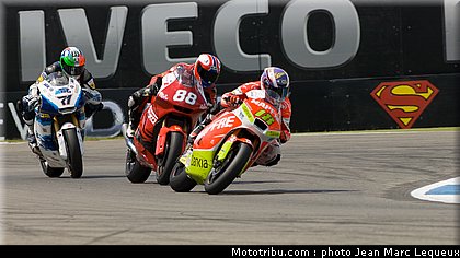 moto2_030_pays_bas_assen_2012.jpg