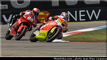 moto2_031_pays_bas_assen_2012.jpg
