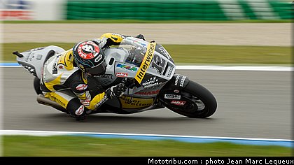 moto2_luthi_001_pays_bas_assen_2012.jpg