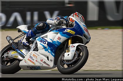 moto2_nakagami_002_pays_bas_assen_2012.jpg