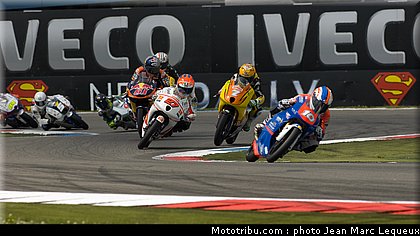 moto3_014_pays_bas_assen_2012.jpg