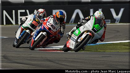 moto3_024_pays_bas_assen_2012.jpg