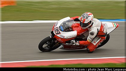 moto3_webb_002_pays_bas_assen_2012.jpg