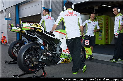 motogp_barbera_007_pays_bas_assen_2012.jpg