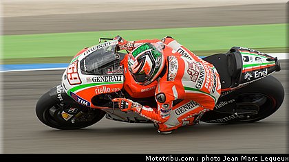 motogp_hayden_002_pays_bas_assen_2012.jpg