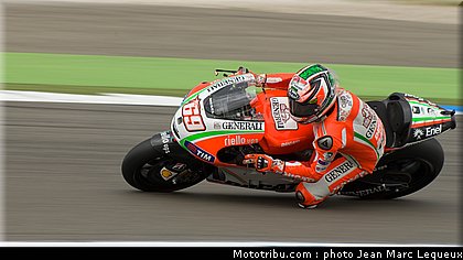 motogp_hayden_003_pays_bas_assen_2012.jpg