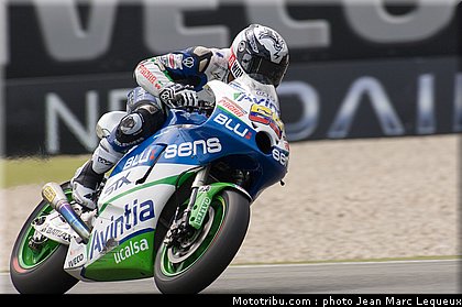 motogp_hernandez_001_pays_bas_assen_2012.jpg