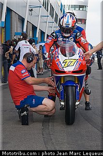 motogp_lorenzo_007_pays_bas_assen_2012.jpg