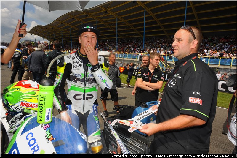 moto2_aegerter_0010_pays_bas_assen_2012