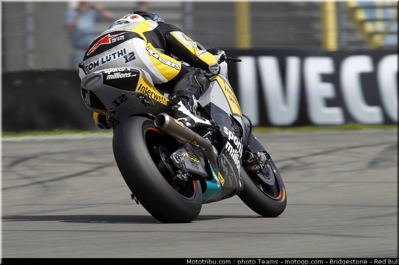 moto2_luthi_0015_pays_bas_assen_2012