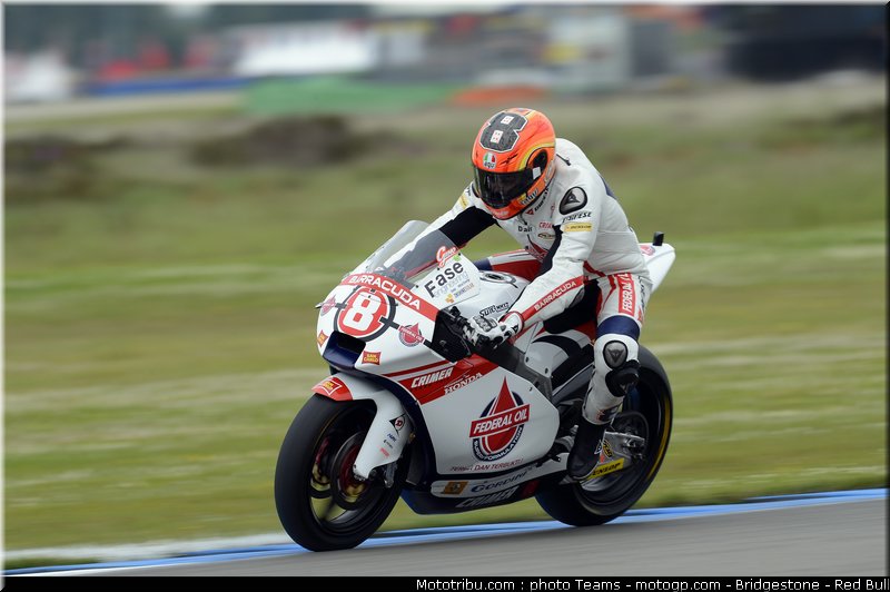 moto2_rea_0011_pays_bas_assen_2012