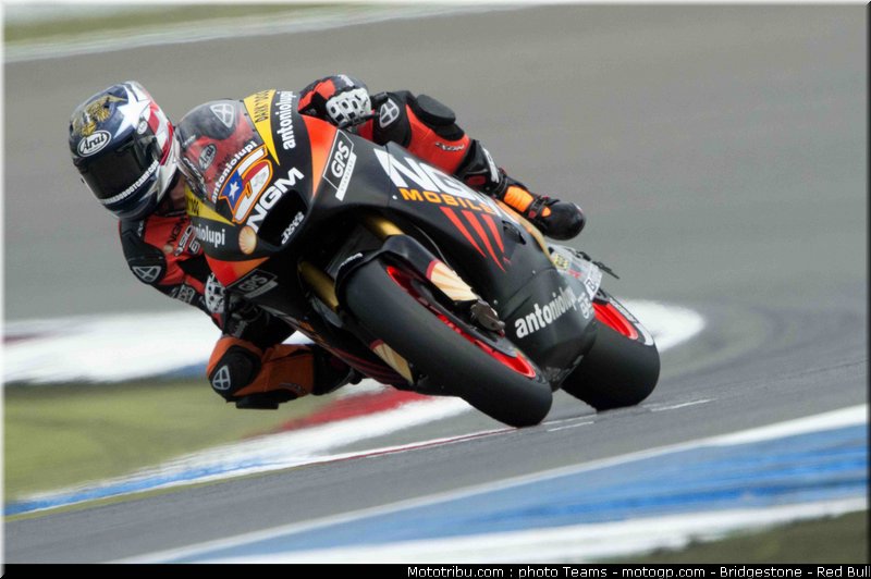 motogp_edwards_0001_pays_bas_assen_2012