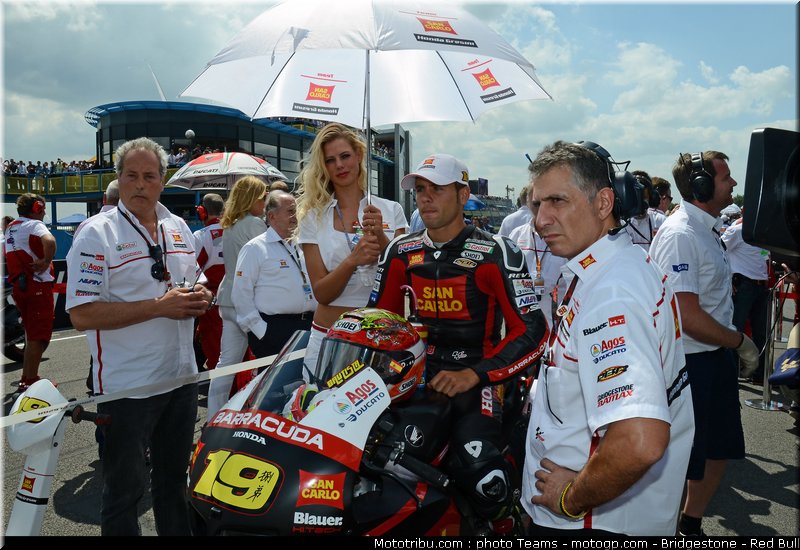 motogp_pitbabe_0008_pays_bas_assen_2012
