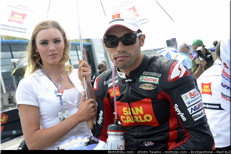 motogp_pitbabe_0011_pays_bas_assen_2012