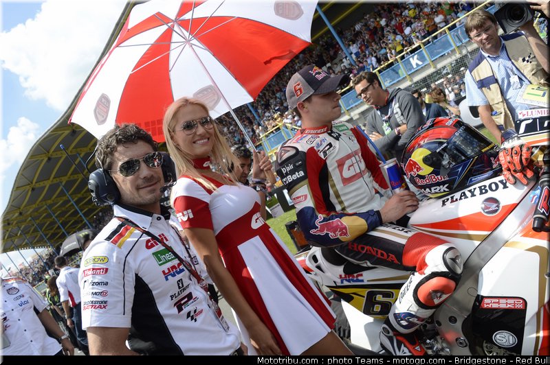 motogp_pitbabe_0013_pays_bas_assen_2012