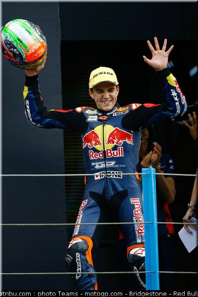 redbull_motogp_rookie_cup_lopes_0001_pays_bas_assen_2012