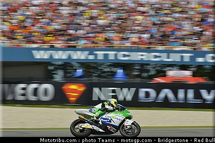 moto2_aegerter_0012_pays_bas_assen_2012.jpg