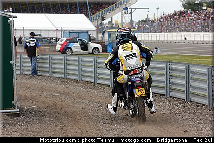 moto2_luthi_0011_pays_bas_assen_2012.jpg
