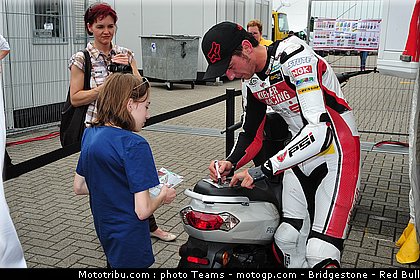 moto2_neukirchner_0017_pays_bas_assen_2012.jpg