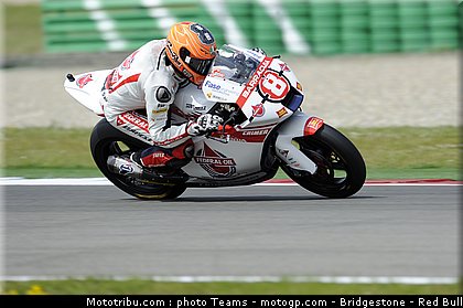 moto2_rea_0002_pays_bas_assen_2012.jpg