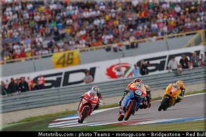 moto3_0022_pays_bas_assen_2012.jpg