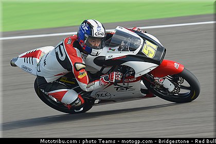 moto3_fuji_0001_pays_bas_assen_2012.jpg
