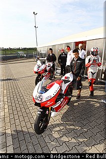 moto3_webb_0001_pays_bas_assen_2012.jpg