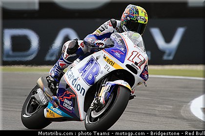 motogp_abraham_0002_pays_bas_assen_2012.jpg