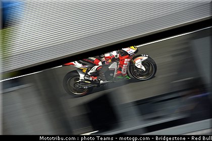 motogp_bradl_0049_pays_bas_assen_2012.jpg