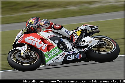 motogp_bradl_0089_pays_bas_assen_2012.jpg
