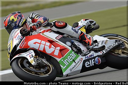 motogp_bradl_0090_pays_bas_assen_2012.jpg