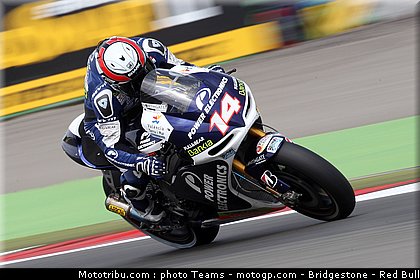 motogp_de_puniet_0001_pays_bas_assen_2012.jpg